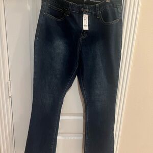 NWT NY&C Petite Curvy High Rise Bootcut Jeans Size 14